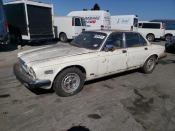  Salvage Jaguar Xj6