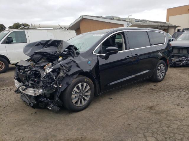  Salvage Chrysler Pacifica