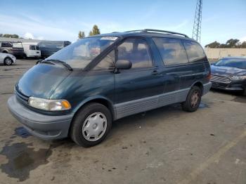  Salvage Toyota Previa