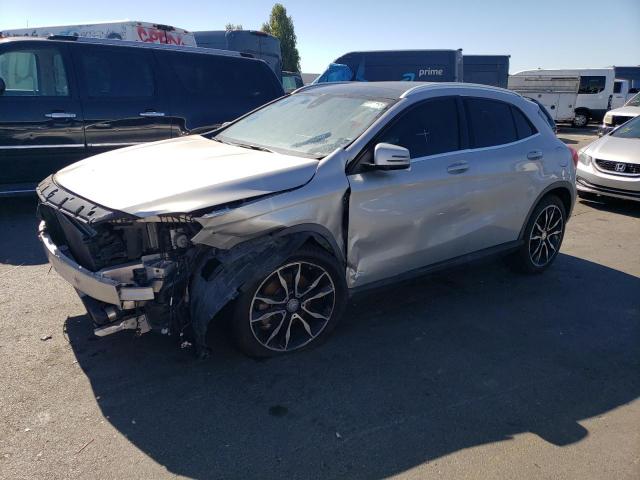  Salvage Mercedes-Benz GLA