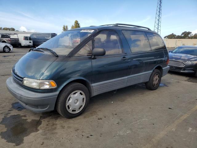  Salvage Toyota Previa