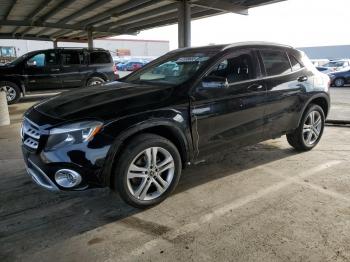  Salvage Mercedes-Benz GLA