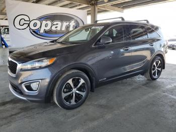  Salvage Kia Sorento