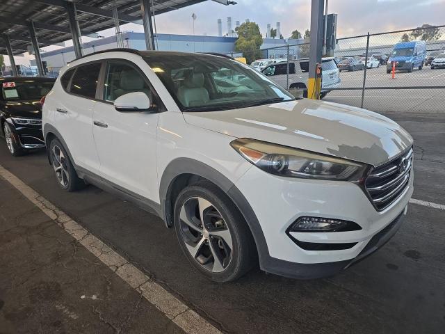  Salvage Hyundai TUCSON