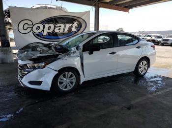  Salvage Nissan Versa