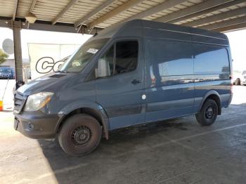  Salvage Mercedes-Benz Sprinter