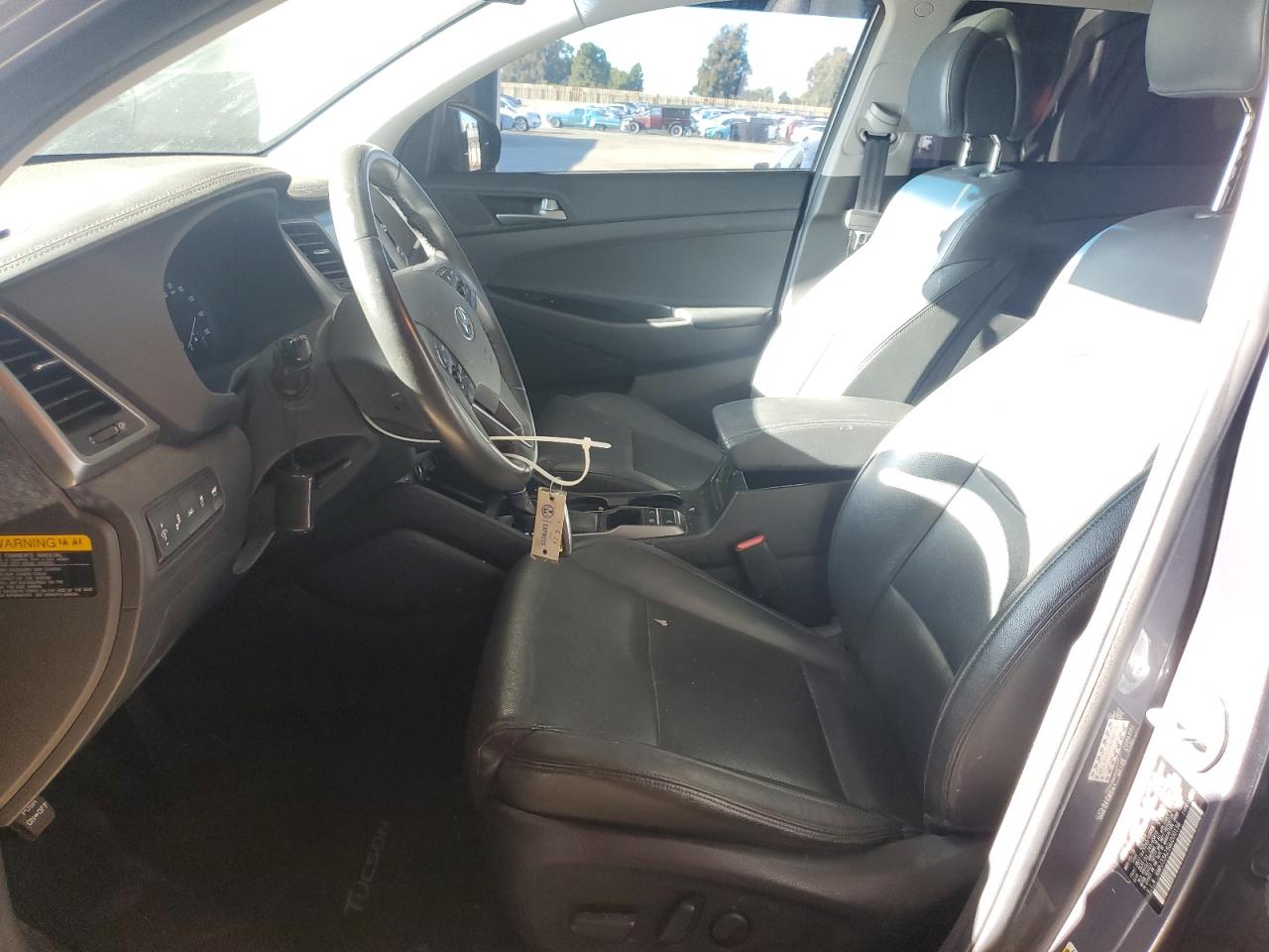 Hyundai TUCSON Limited Image 4