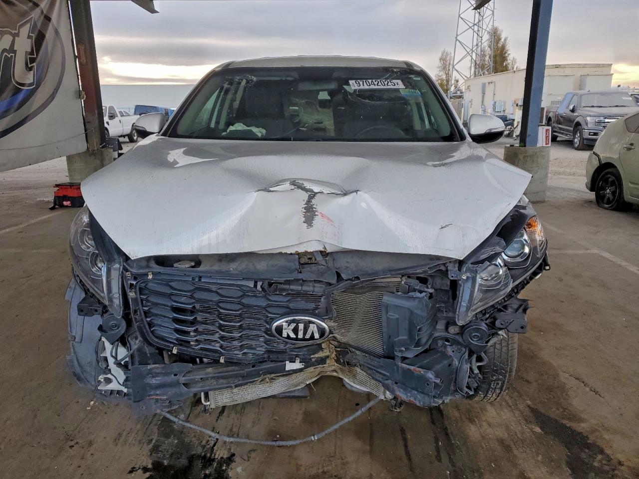 Kia Sorento S Image 3