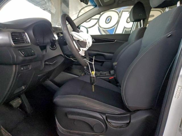 Kia Sorento S Image 8