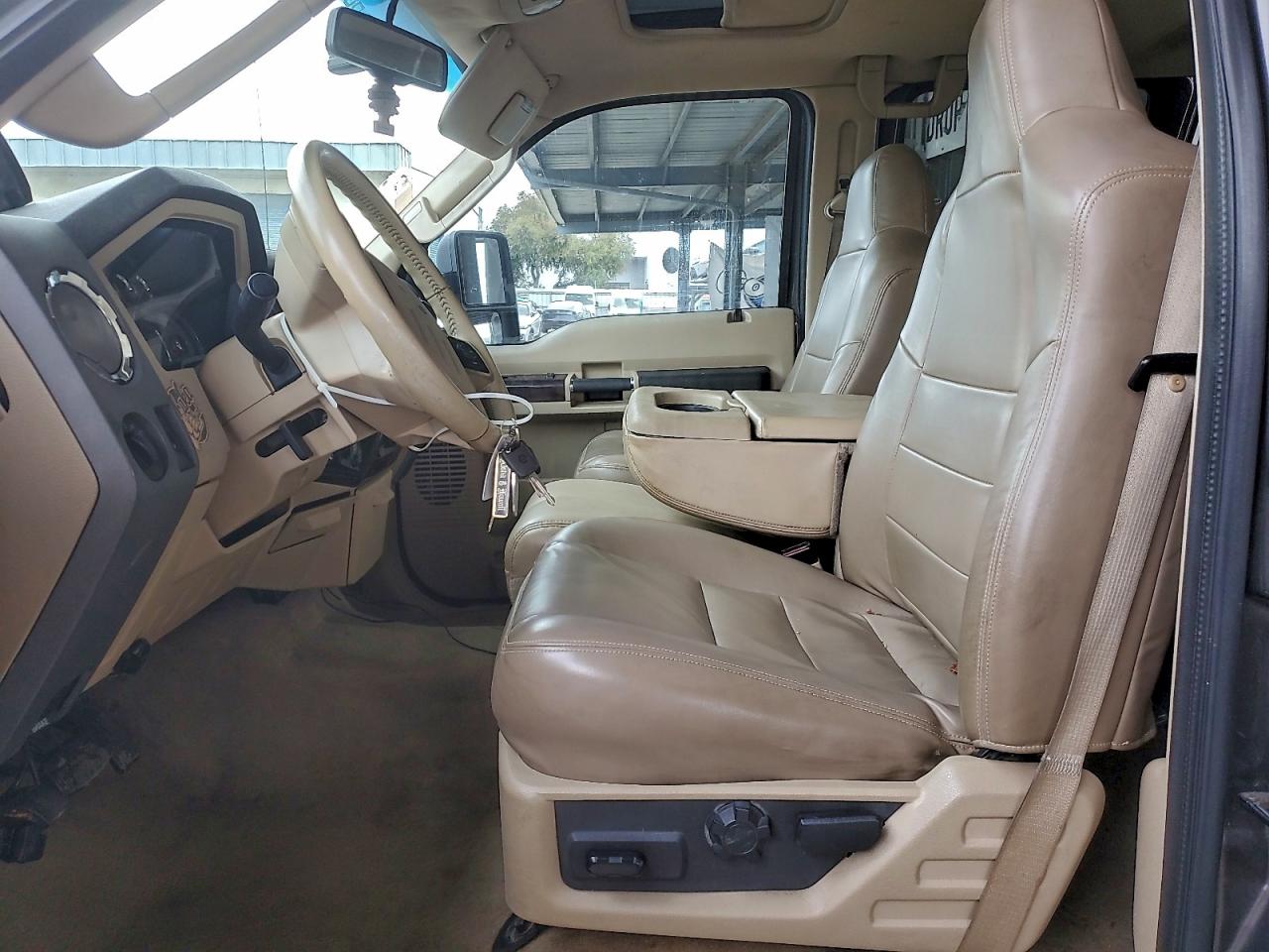 Ford F-250 Super Duty Image 7