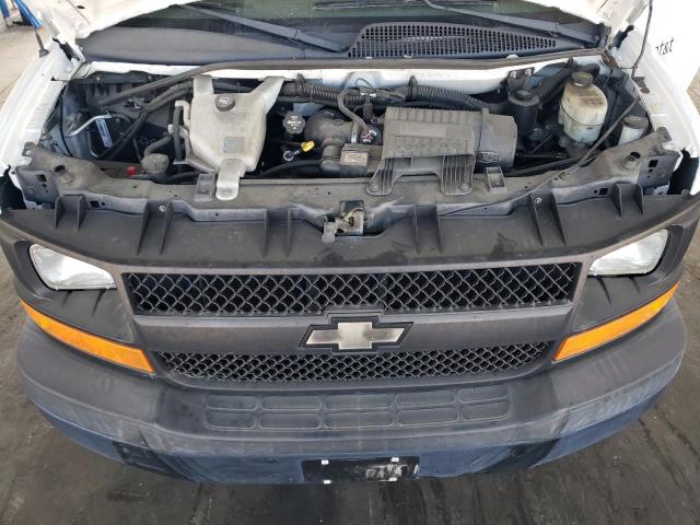 Chevrolet Express Image 11