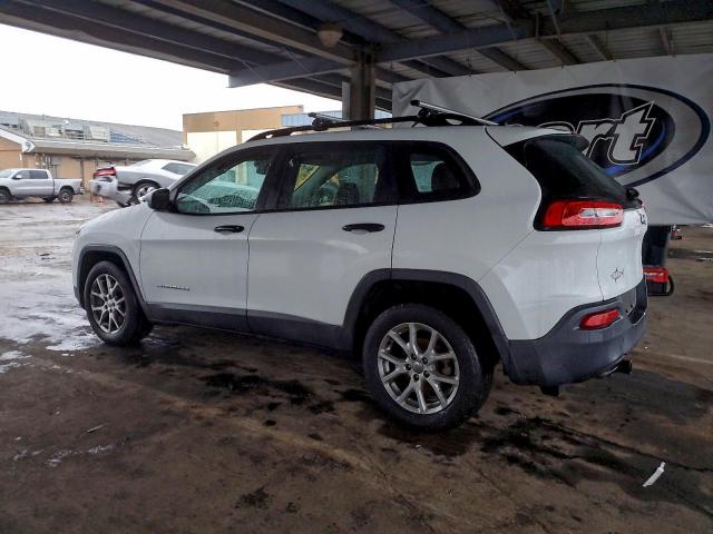 Jeep Grand Cherokee Sport Image 2
