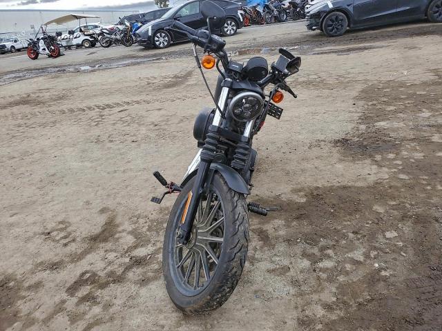 Harley-Davidson Xl Iron 883 Image 6
