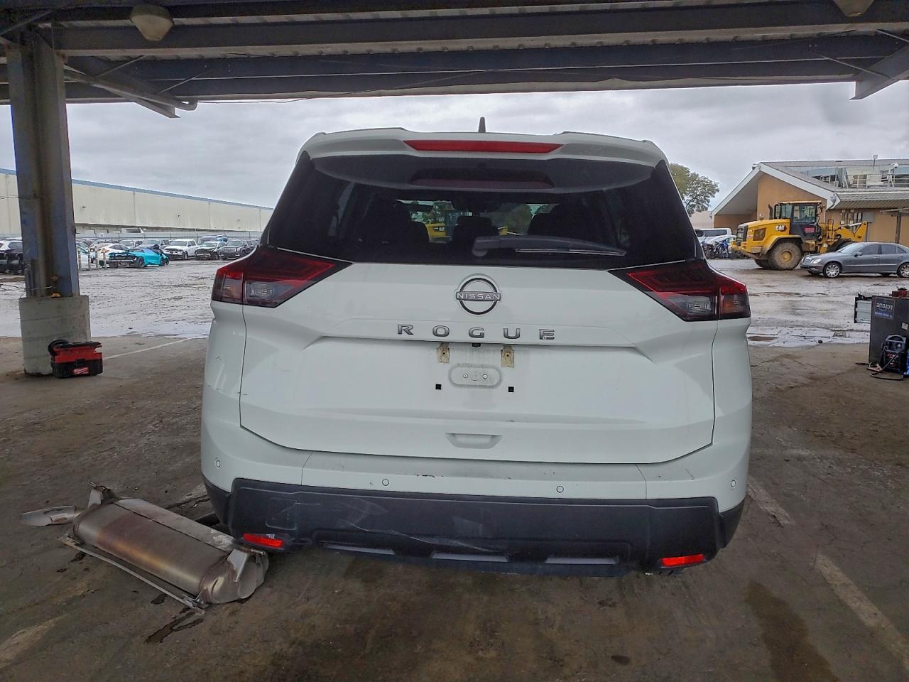 Nissan Rogue S Image 8