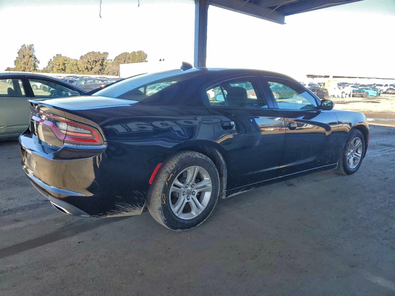 Dodge Charger Sxt Image 3