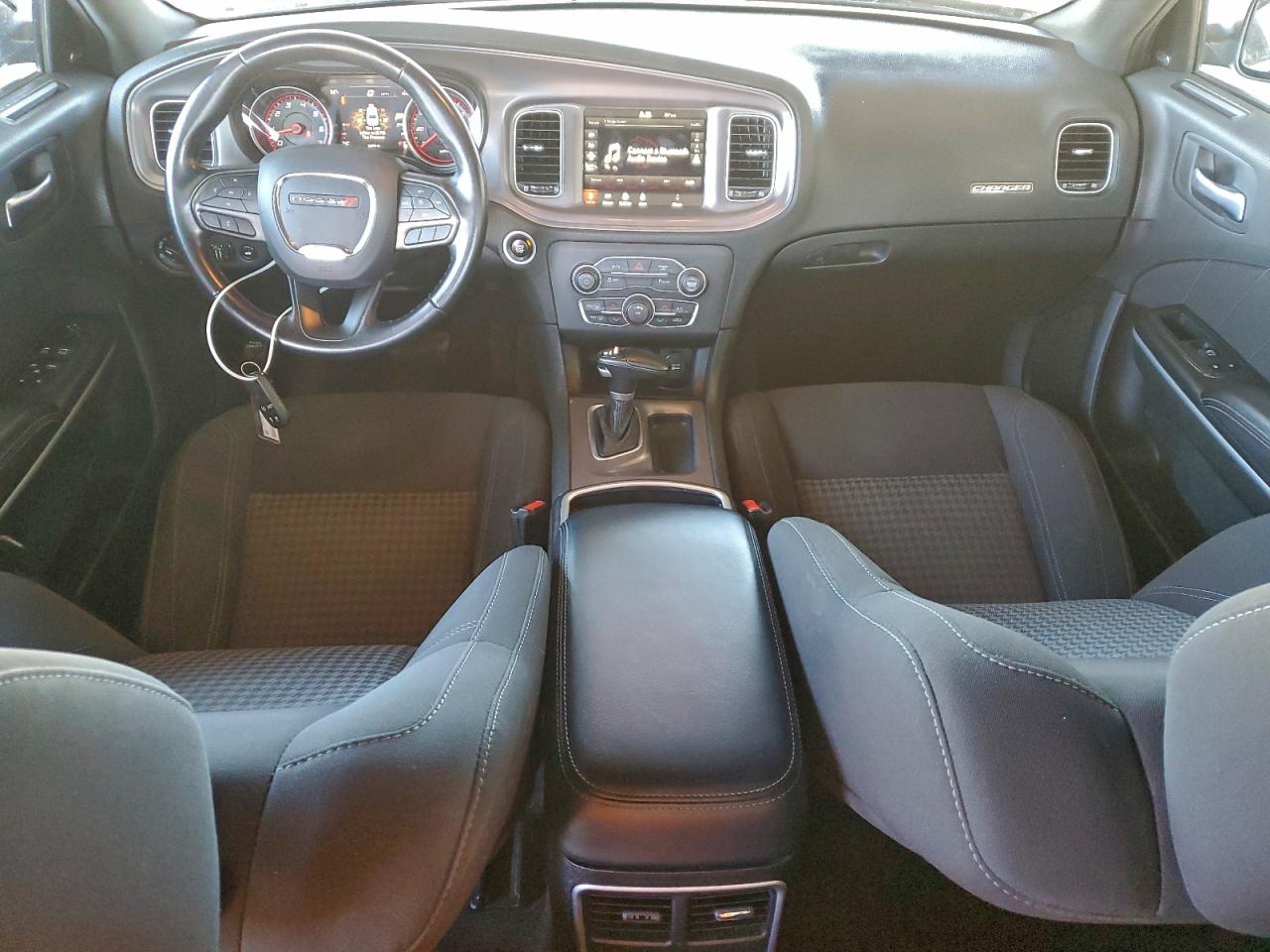 Dodge Charger Sxt Image 5