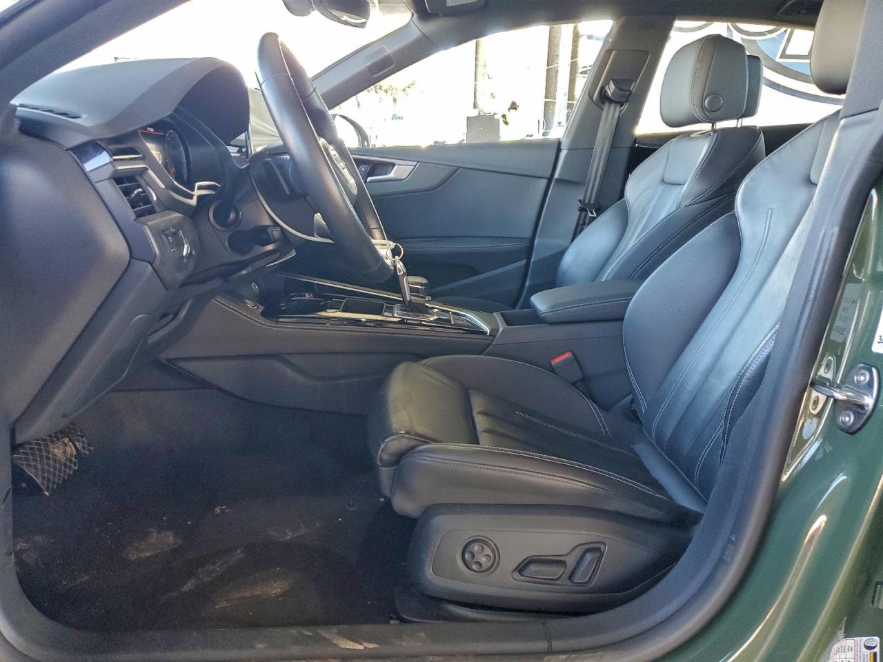 Audi A5 Premium Plus 45 Image 12