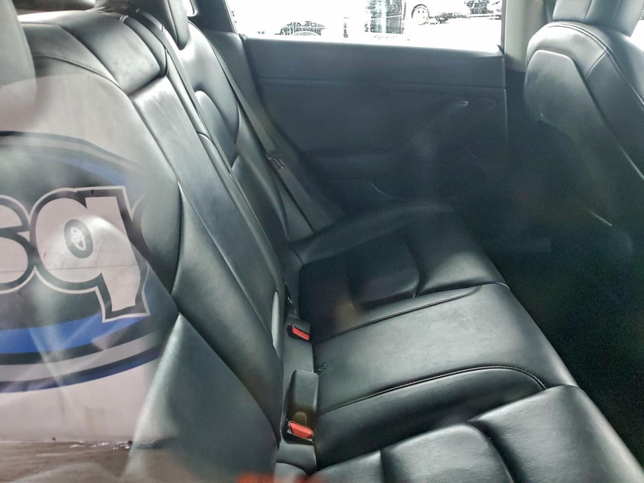 Tesla Model 3 Image 6