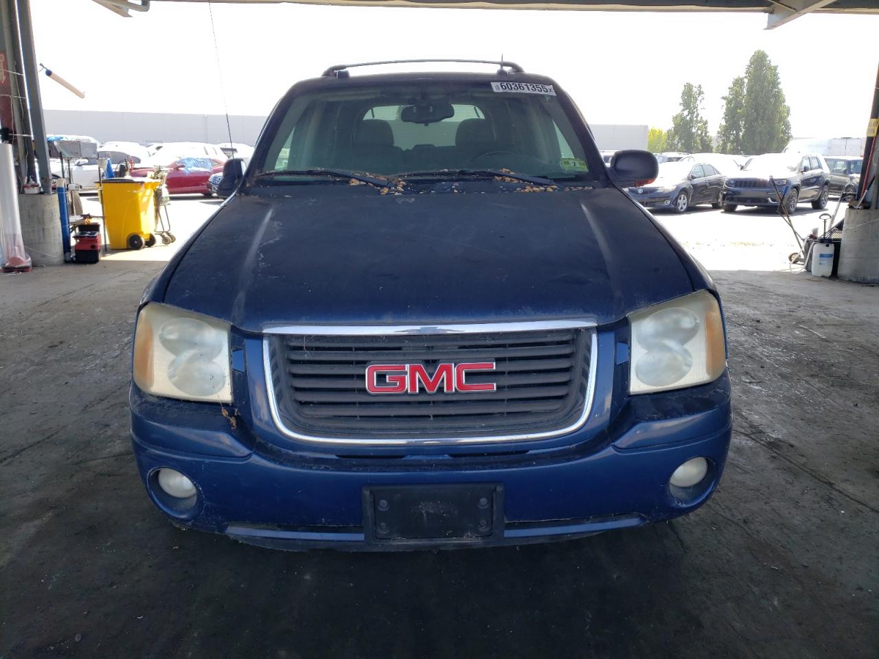 GMC Envoy Image 12